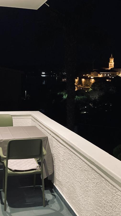 Apartment Tomic Krk Krk Town Zewnętrze zdjęcie
